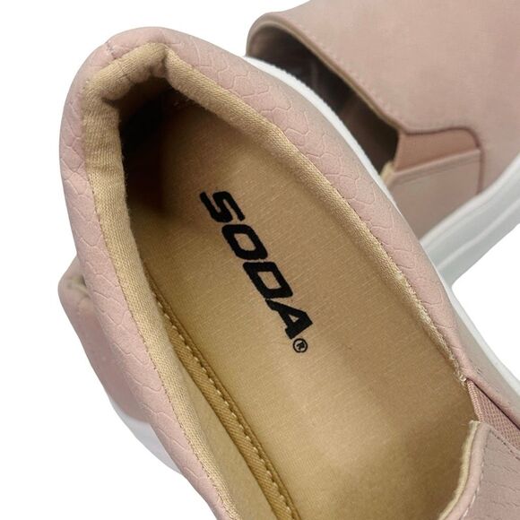 Soda TOPSHOE ave-Hike Platform Slip-On Sneaker - Size 8 - Mauve Cobra - Picture 6 of 8